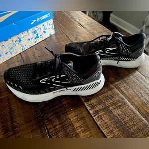 Brooks Glycerin GTS 20 shoes